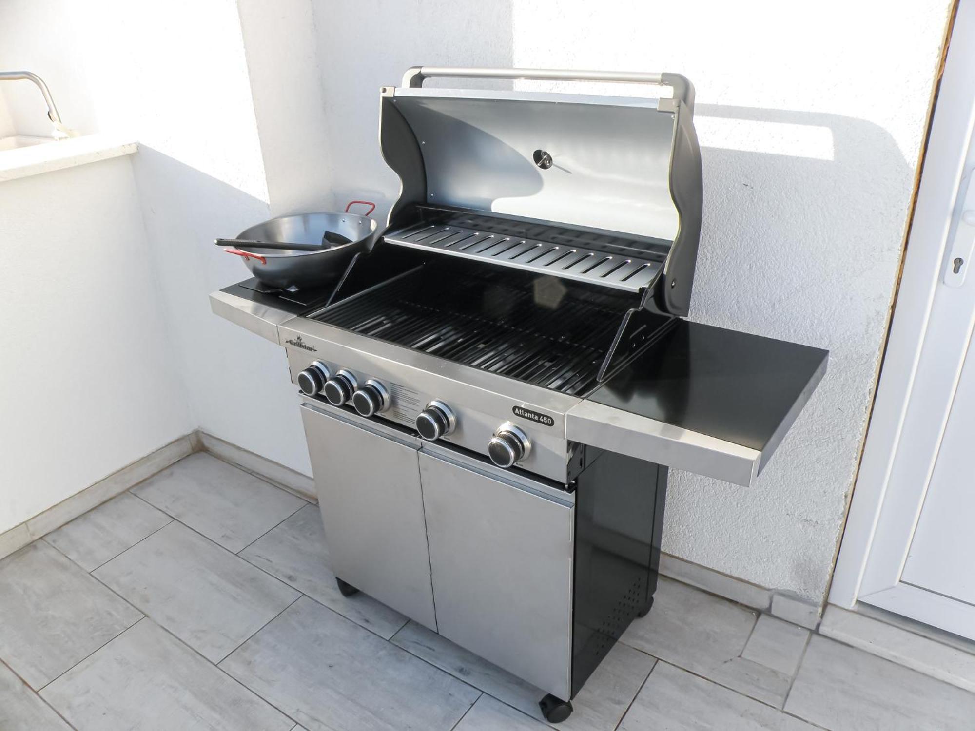 Apartment With Terrace And Free Parking - Beach Nearby Split Eksteriør billede