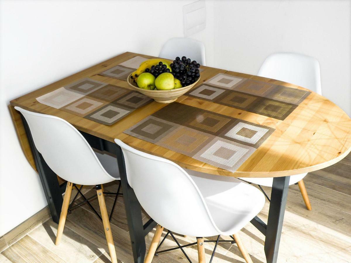 Apartment With Terrace And Free Parking - Beach Nearby Split Eksteriør billede